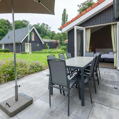 Modern Villa With Garden Алмен